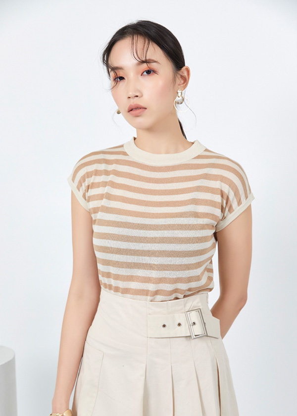 条纹小盖袖针织上衣